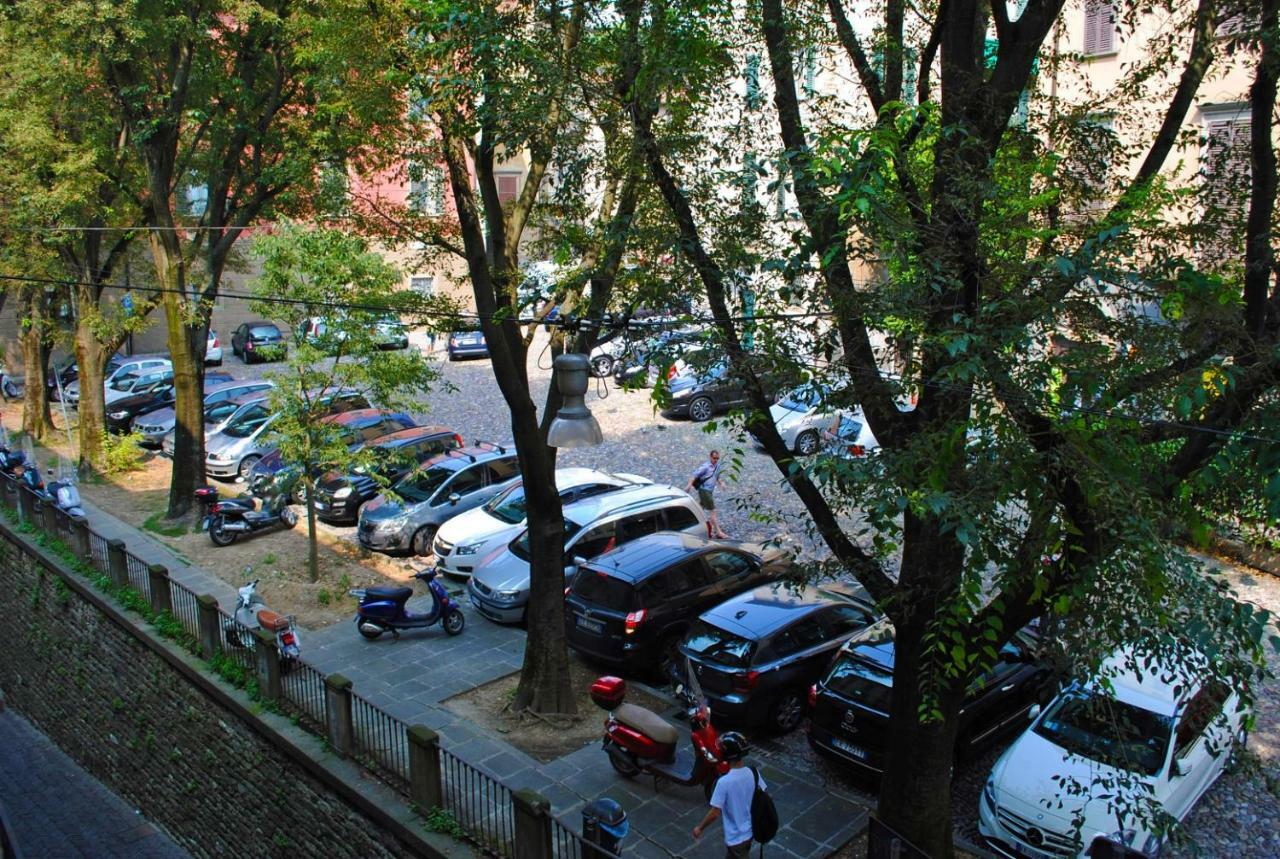 Bergamo Alta Guest House Bagian luar foto