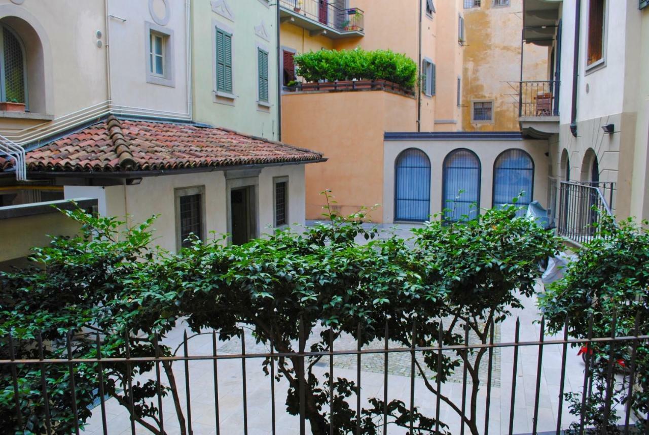 Bergamo Alta Guest House Bagian luar foto